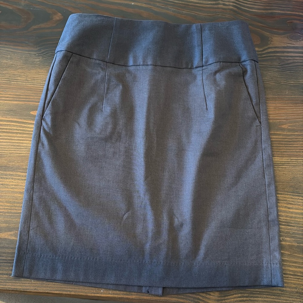 Banana Republic skirt. Size 8.